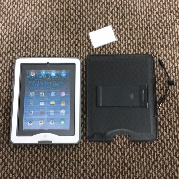 Life Proof iPAD Case for iPAD 2/3/4 - Picture 3 of 8